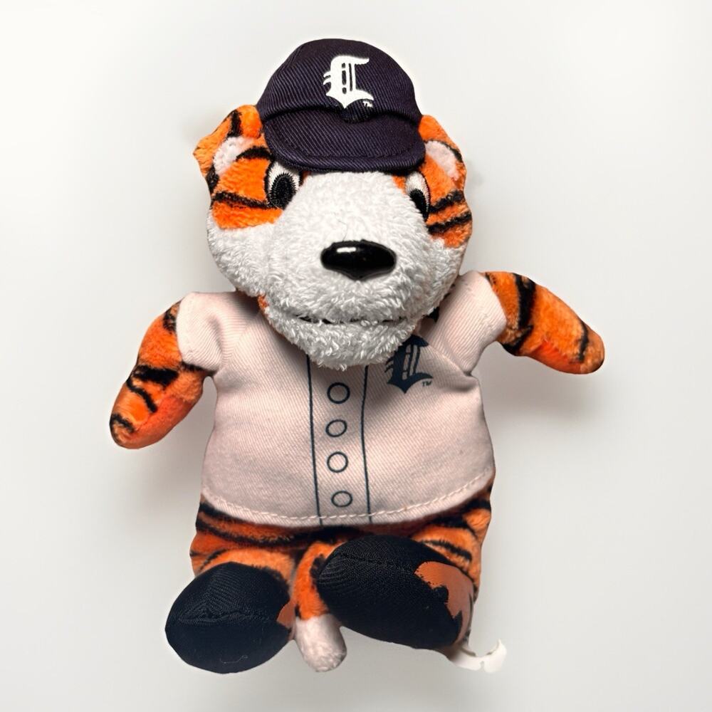 Connecticut Tigers MiLB Mascot Plush Tiger CT Jersey Hat Minor League Baseball